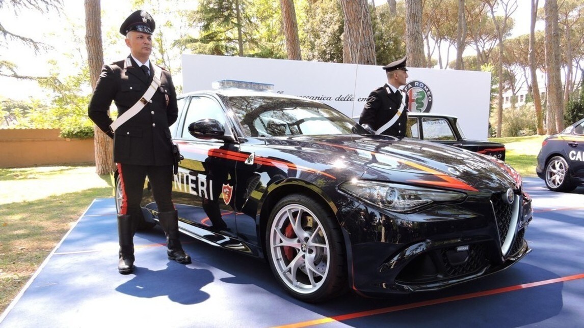 Alfa Giulia Quadrifoglio Carabinieri: l'Arma da 510 cavalli