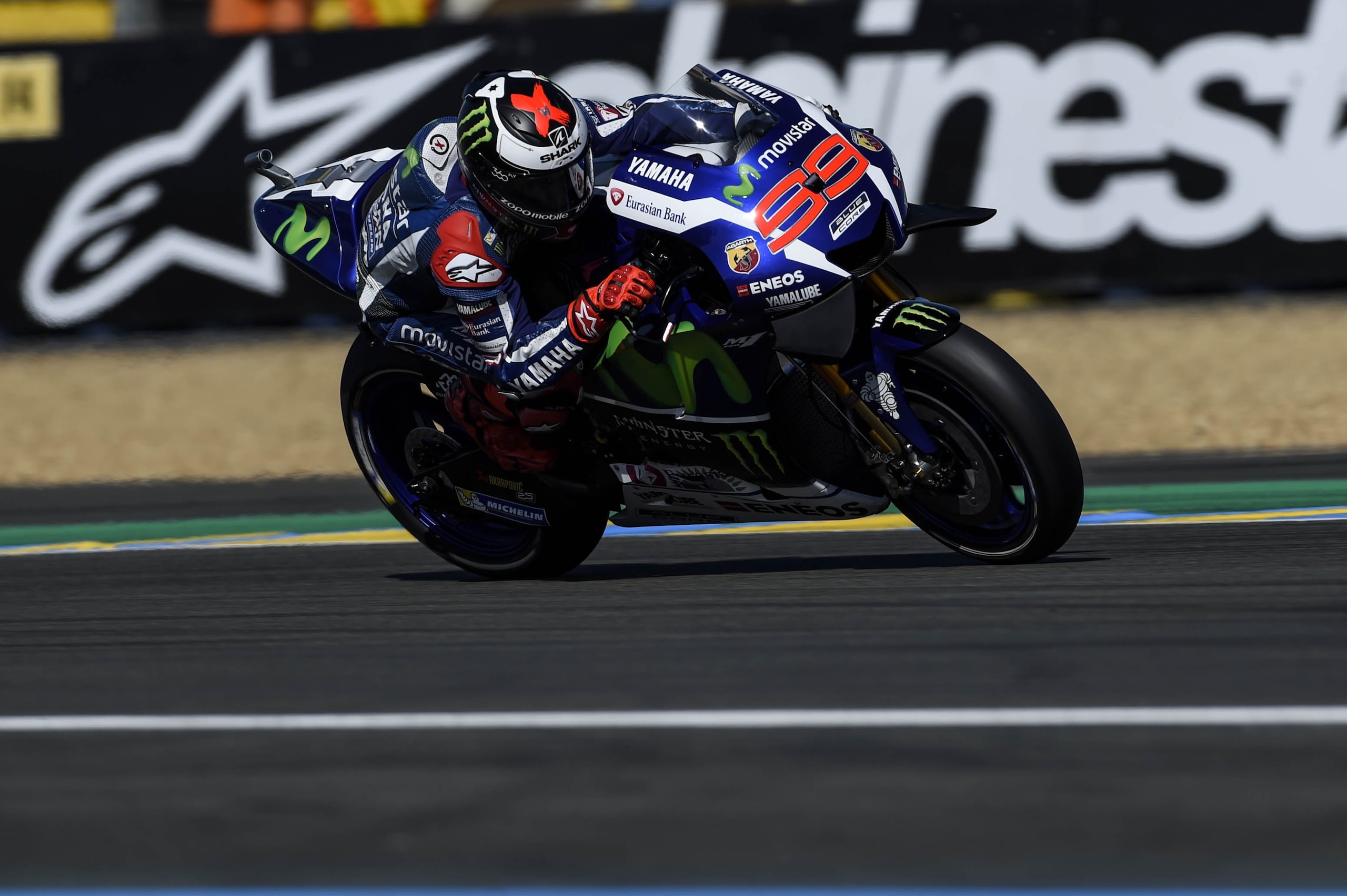 MotoGp Le Mans: pole da record per Lorenzo, Rossi è 7°