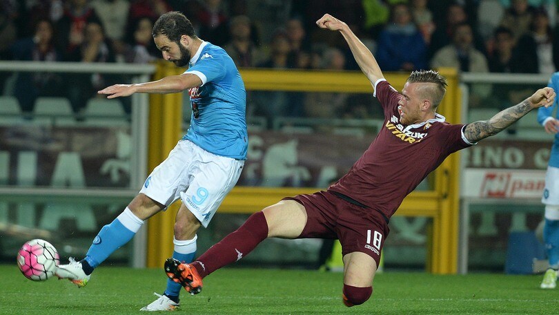 Higuain-Callejon, Napoli da Champions al Grande Torino. Non basta Bruno Peres
