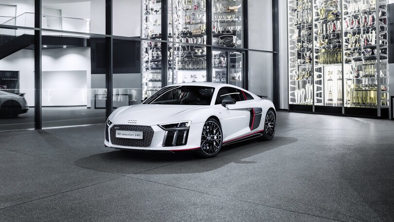 Audi R8 V10 Plus selection 24h: foto