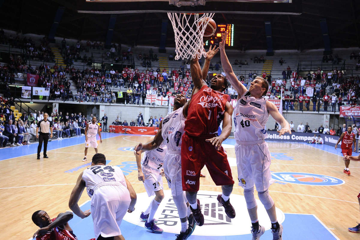 Basket Serie A, Milano raddoppia, Cremona pareggia