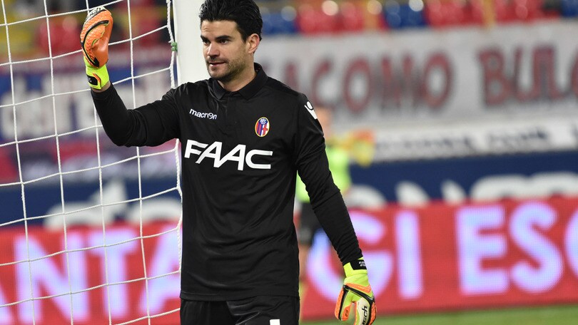 Serie A Bologna, stagione terminata per Da Costa: dito fratturato