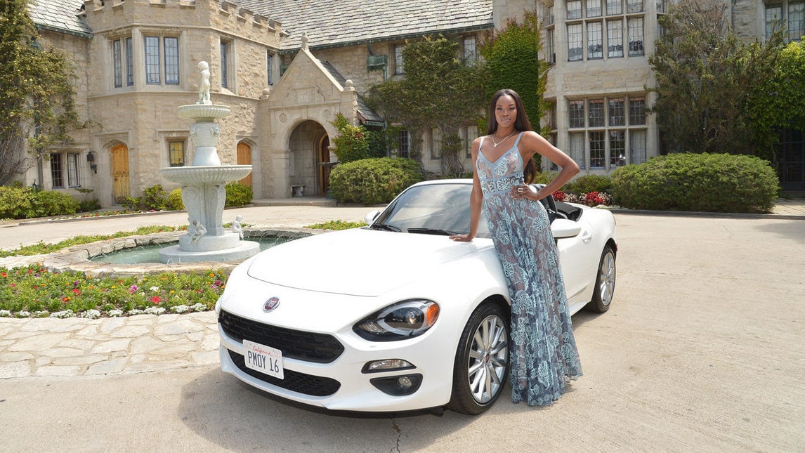 Fiat 124 Spider, l'auto della Playmate dell'anno