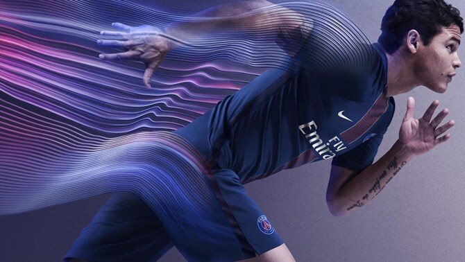 Ligue 1, Psg: ecco la nuova maglia per la stagione 2016/2017