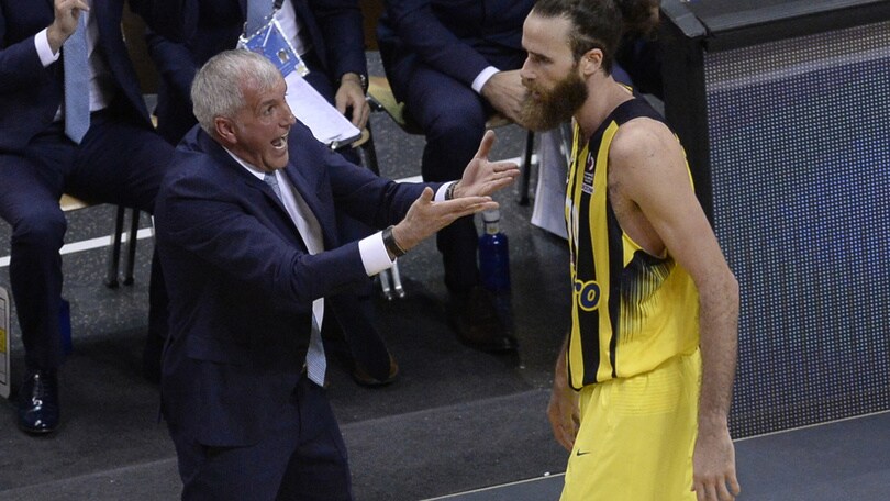 Basket Eurolega, super Datome è in finale