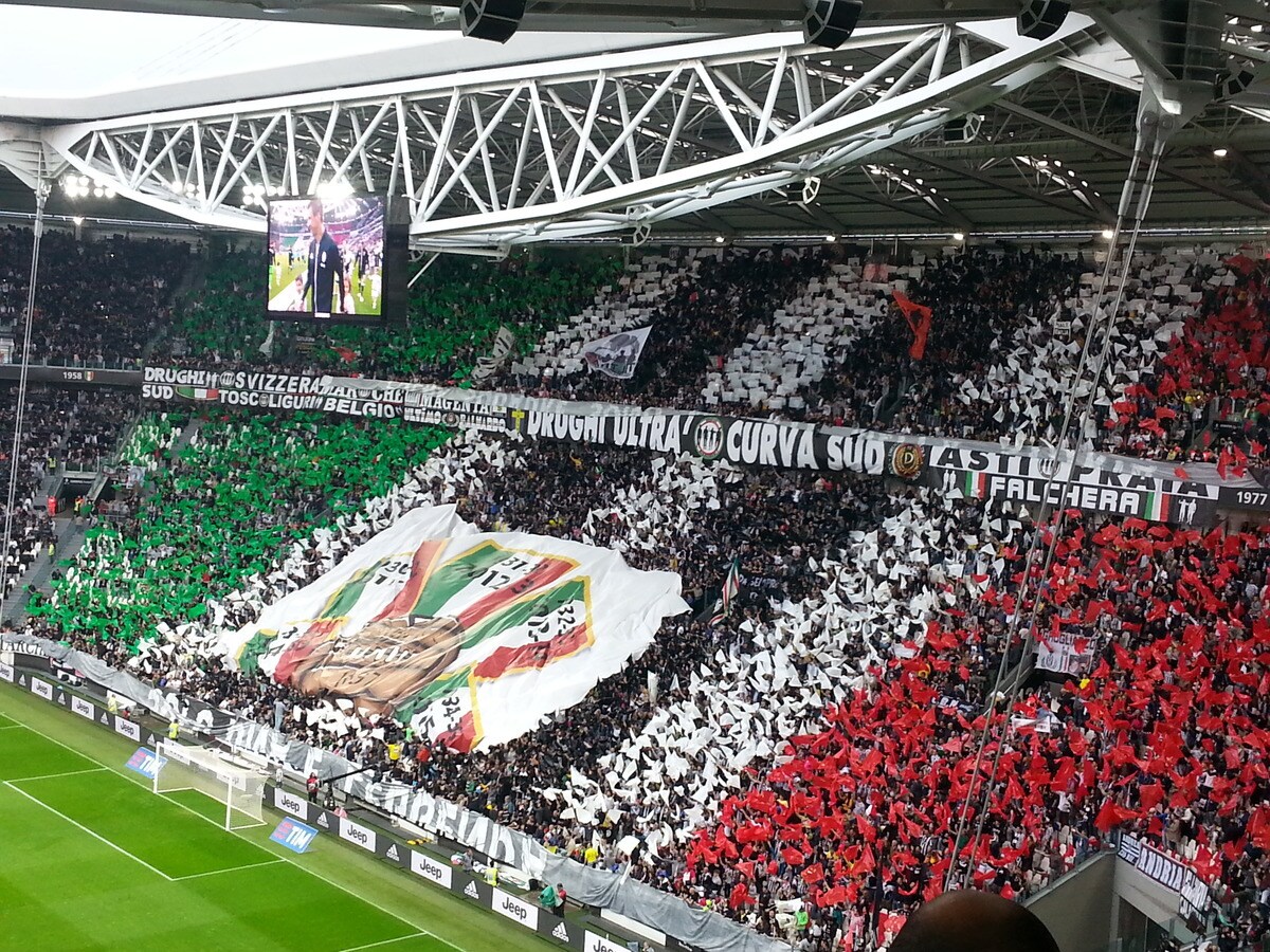 Juventus: la coreografia scudetto. Solo una è LEGGENDA