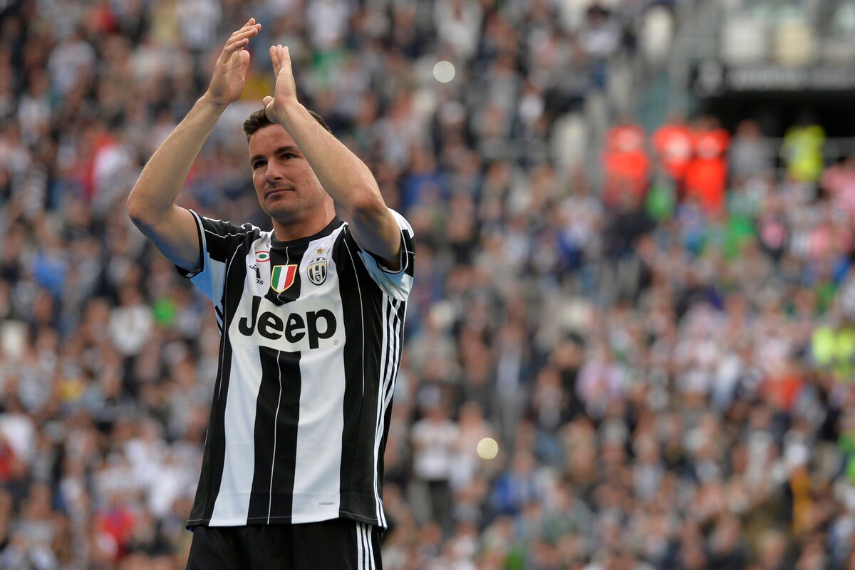 Juventus, Allegri saluta Padoin: «Calciatore esemplare»