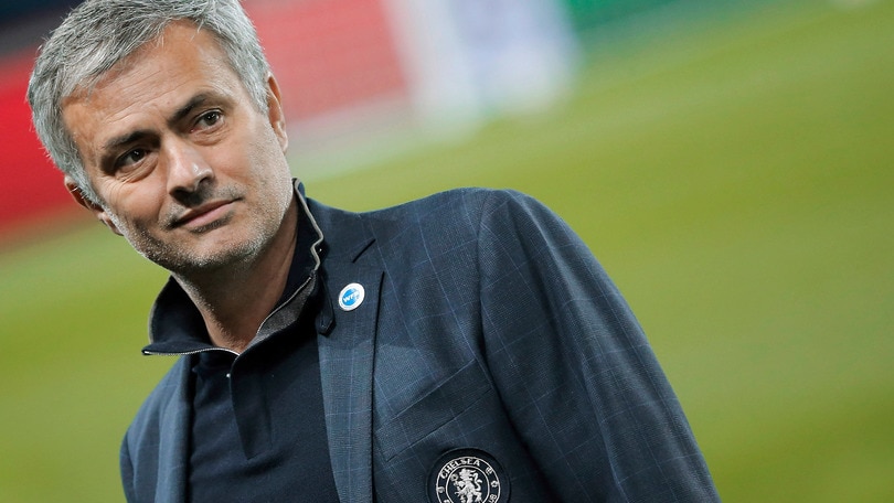 Manchester United, van Gaal ha fallito: Mourinho attende impaziente