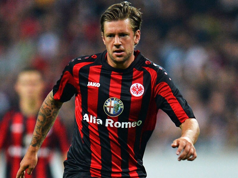 Bundesliga: diagnosticato tumore a Marco Russ, capitano dell'Eintracht Francoforte