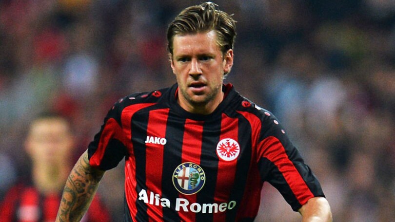 Bundesliga: diagnosticato tumore a Marco Russ, capitano dell'Eintracht Francoforte