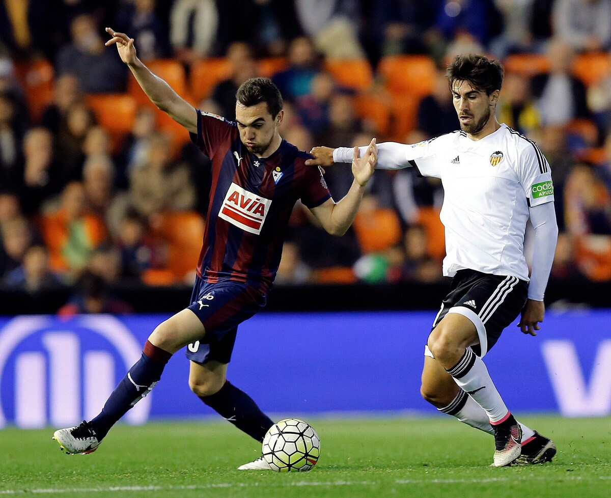 Calciomercato Juventus, per André Gomes il Valencia chiede Zaza