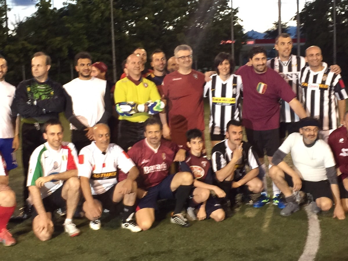 Chiara Appendino, la candidata sindaco di Torino che tifa Juventus scende in campo. E segna
