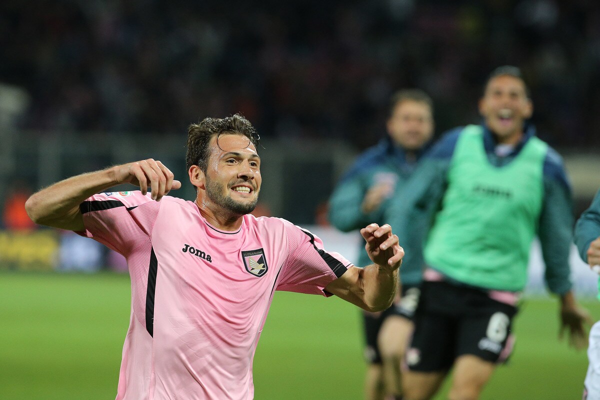 Calciomercato Palermo, «il Tottenham si mette in fila per Vazquez»