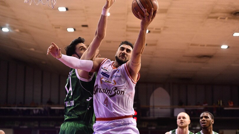 Basket Serie A, Reggio Emilia raddoppia