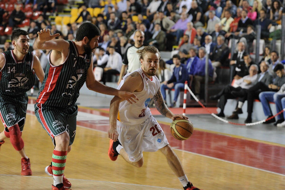 Basket A2, Roma è salva, Fortitudo avanti
