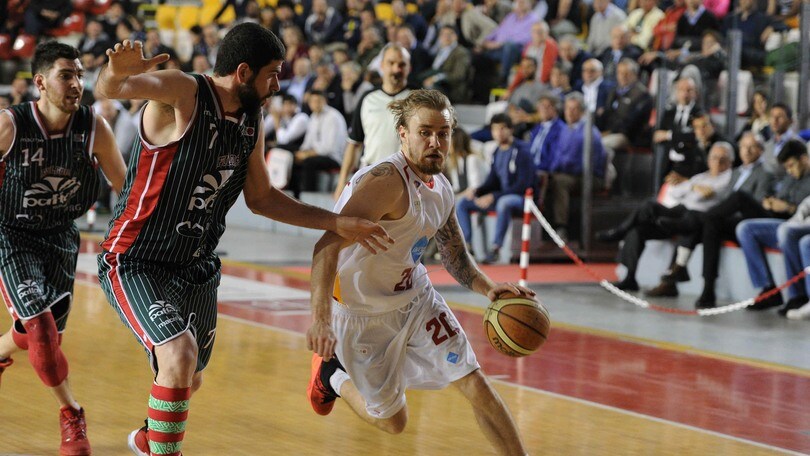 Basket A2, Roma è salva, Fortitudo avanti