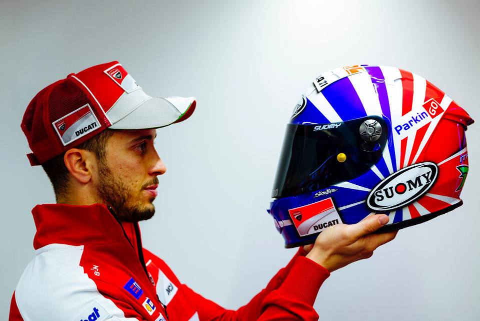 Moto Gp: Dovizioso e Iannone si presentano al Mugello con dei caschi speciali