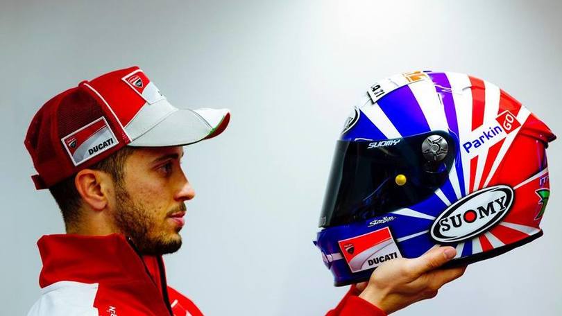 Moto Gp: Dovizioso e Iannone si presentano al Mugello con dei caschi speciali