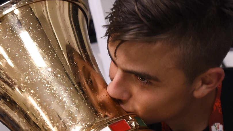 Juventus, l'11ª Coppa Italia: i giocatori festeggiano negli spogliatoi!