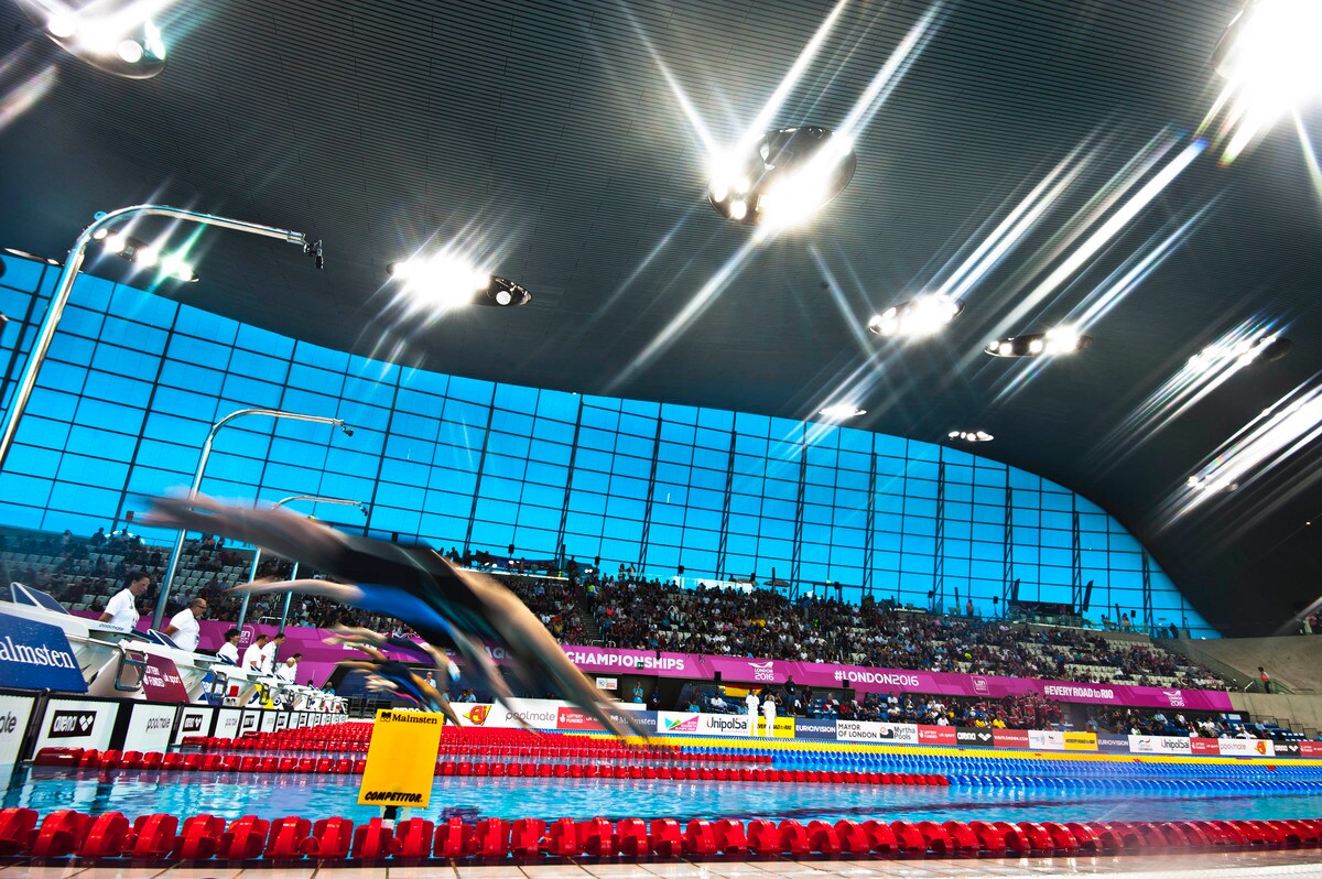 Nuoto, Europei: Italia d'argento nella 4X100 misti donne
