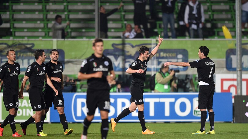 Serie B, Spezia-Trapani in semifinale: Postigo manda fuori il Cesena