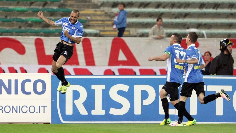 Serie B, Bari-Novara 3-4: che show al San Nicola!