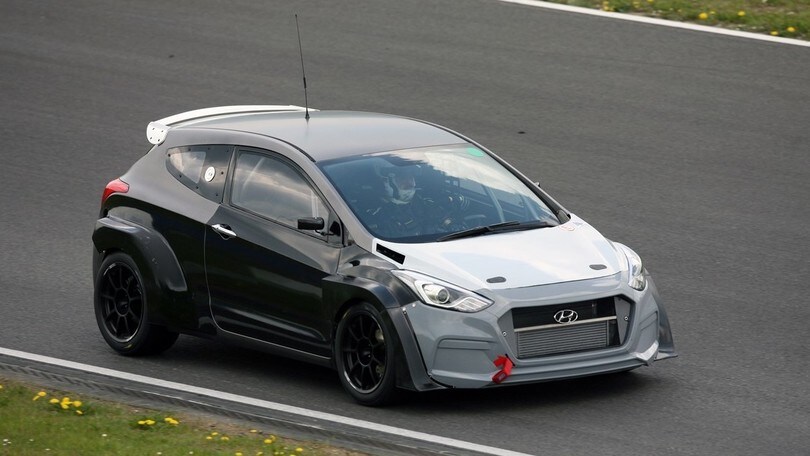 Hyundai i30 N Turbo, alla prova del Nurburgring
