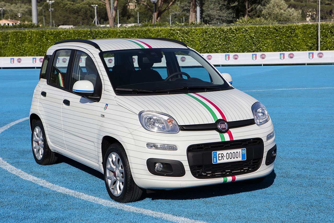 Fiat Pandazzurri, omaggio all'Italia: video