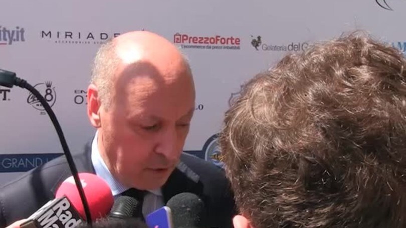 Marotta: "Alves e Mascherano? Apprendo dai giornali"