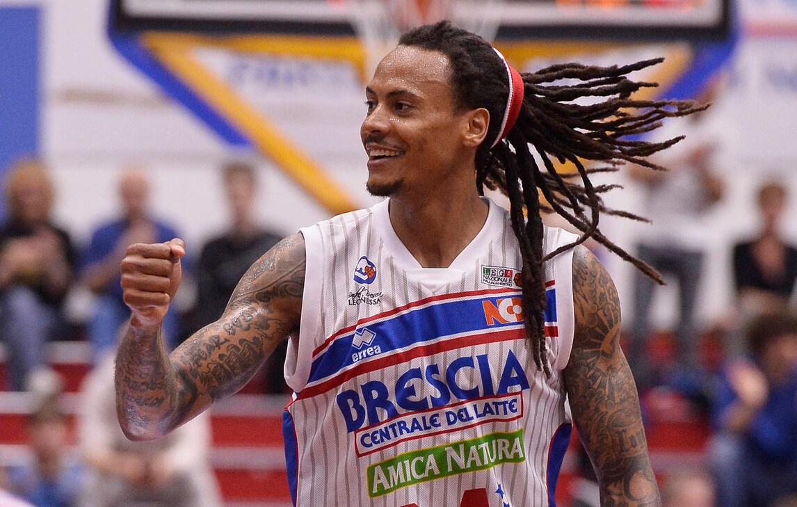 Basket A2, Tortona eliminata, Brescia avanti