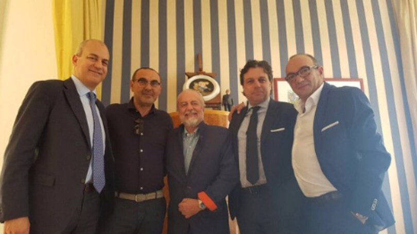 Adeguamento di contratto per Sarri: altri 4 anni da allenatore del Napoli