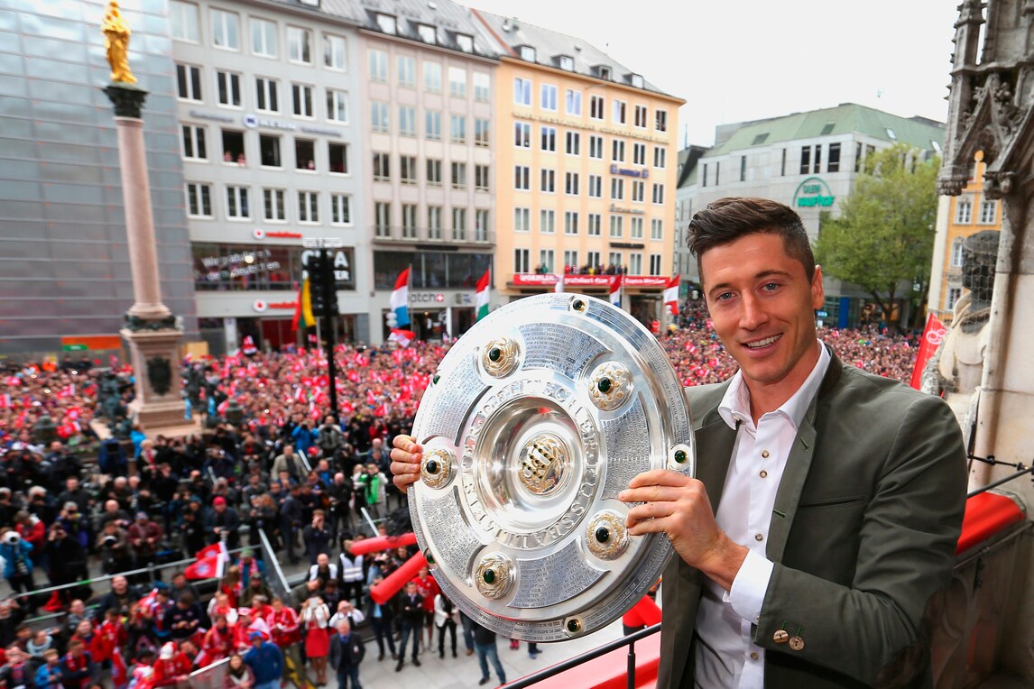 Calciomercato, l'agente di Lewandowski: «Abbiamo parlato con il Real Madrid»