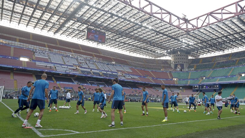 Champions League, lite Real-Atletico sul prato. Sarà bagnato due volte