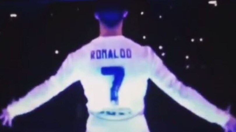 Cristiano Ronaldo scatenato, si presenta così al Bernabeu