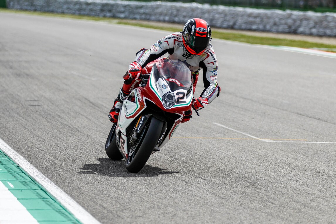 SBK  MV Agusta, Camier: «Abbiamo fatto molti progressi»