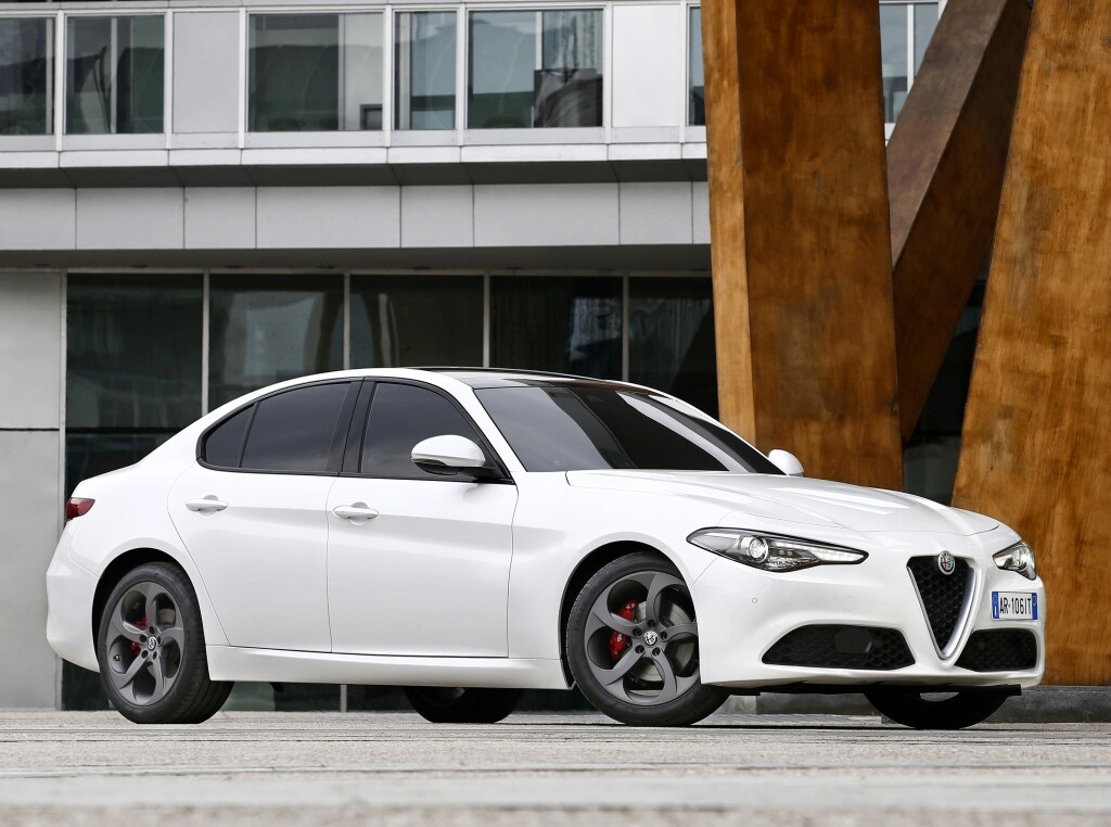 Alfa Romeo Giulia, in 35.000 al "porte aperte"