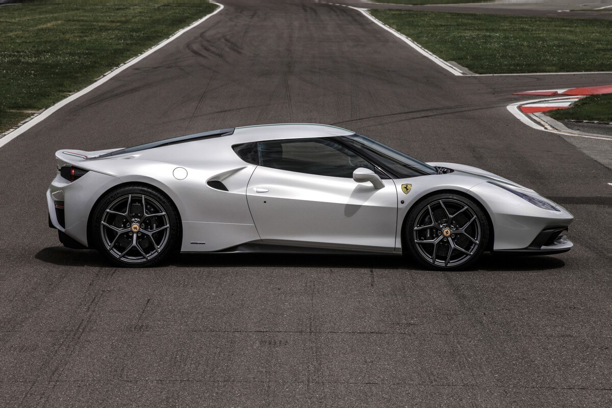 Ferrari 458 MM Speciale: foto