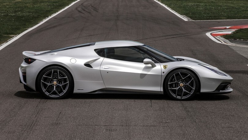 Ferrari 458 MM Speciale: foto