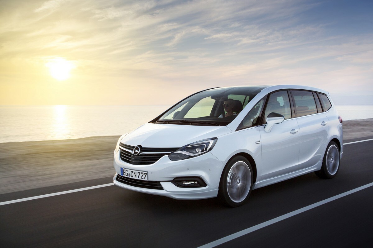 Opel Zafira, il restyling arriva a settembre
