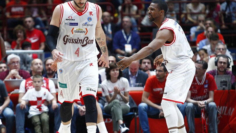 Reggio, doppia tegola: Aradori stop, Silins in forse