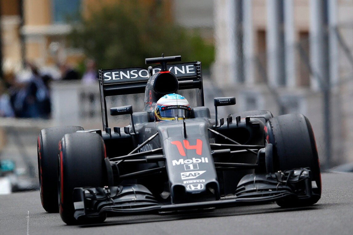 F1 McLaren, Boullier: «Nessuna decisione sui piloti 2017»