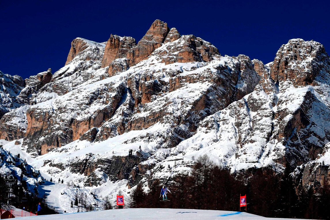 Coronavirus, niente finali di Coppa del Mondo a Cortina