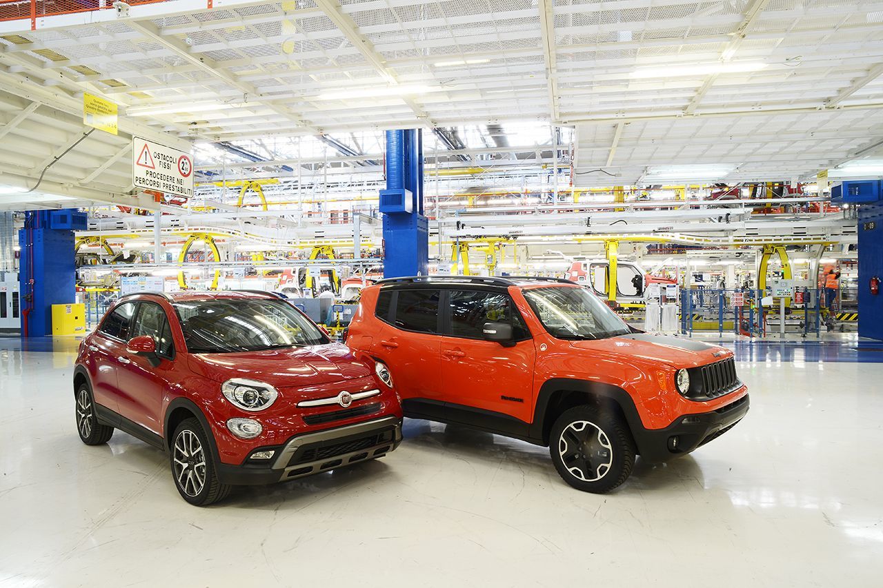 Auto, gli italiani ricominciano a comprare e crescono anche le flotte