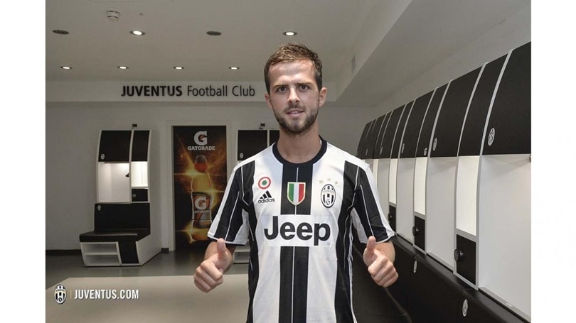 Calciomercato Juventus, diretta Pjanic: «Forza Juve!»