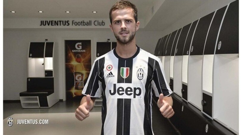 Calciomercato Juventus, diretta Pjanic: «Forza Juve!»