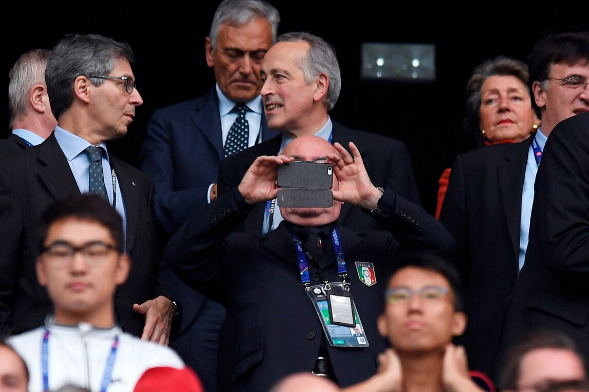 Euro 2016 Italia, Tavecchio social: foto in tribuna. C'è anche Lotito
