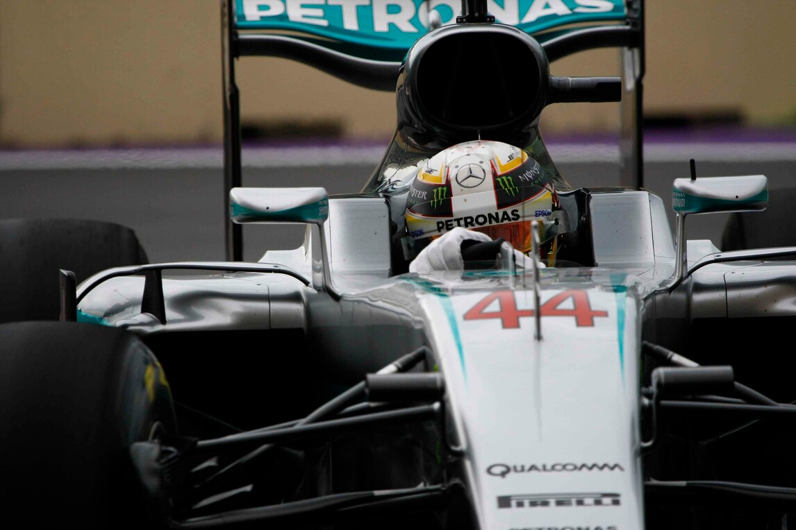 F1, Gp Baku: dominio Mercedes nelle terze libere, Vettel 5°