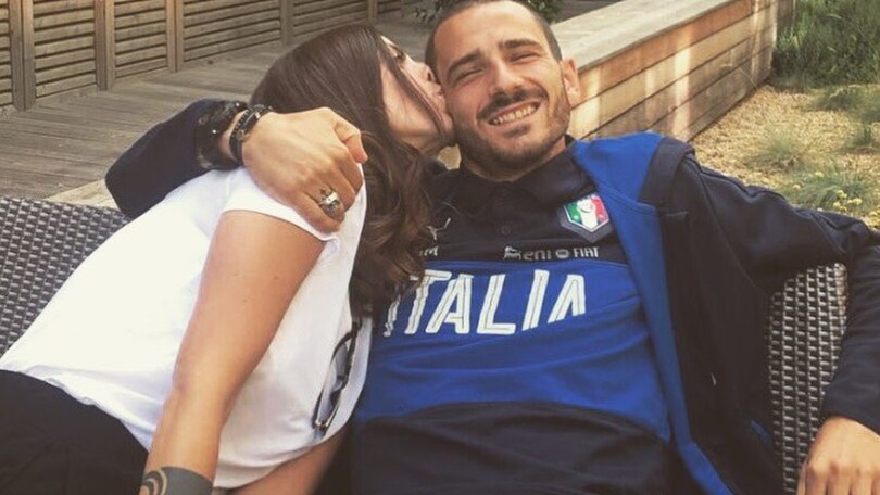 Euro 2016 Italia, Bonucci festeggia l'anniversario con Martina