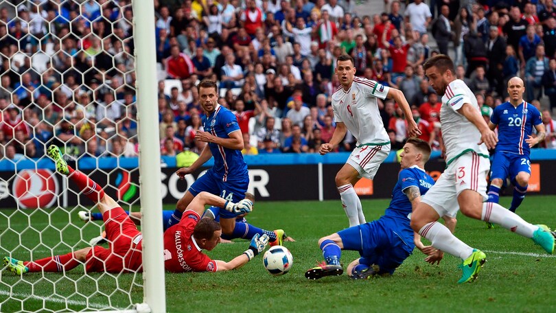 Euro 2016, Islanda-Ungheria 1-1: l'autogol di Saevarsson avvicina i magiari agli ottavi