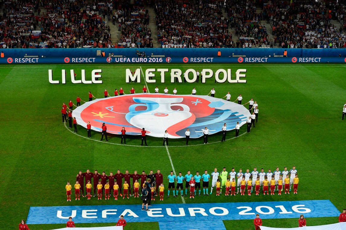 Euro 2016, manca l'erba? A Lille vernice verde sul terreno di gioco